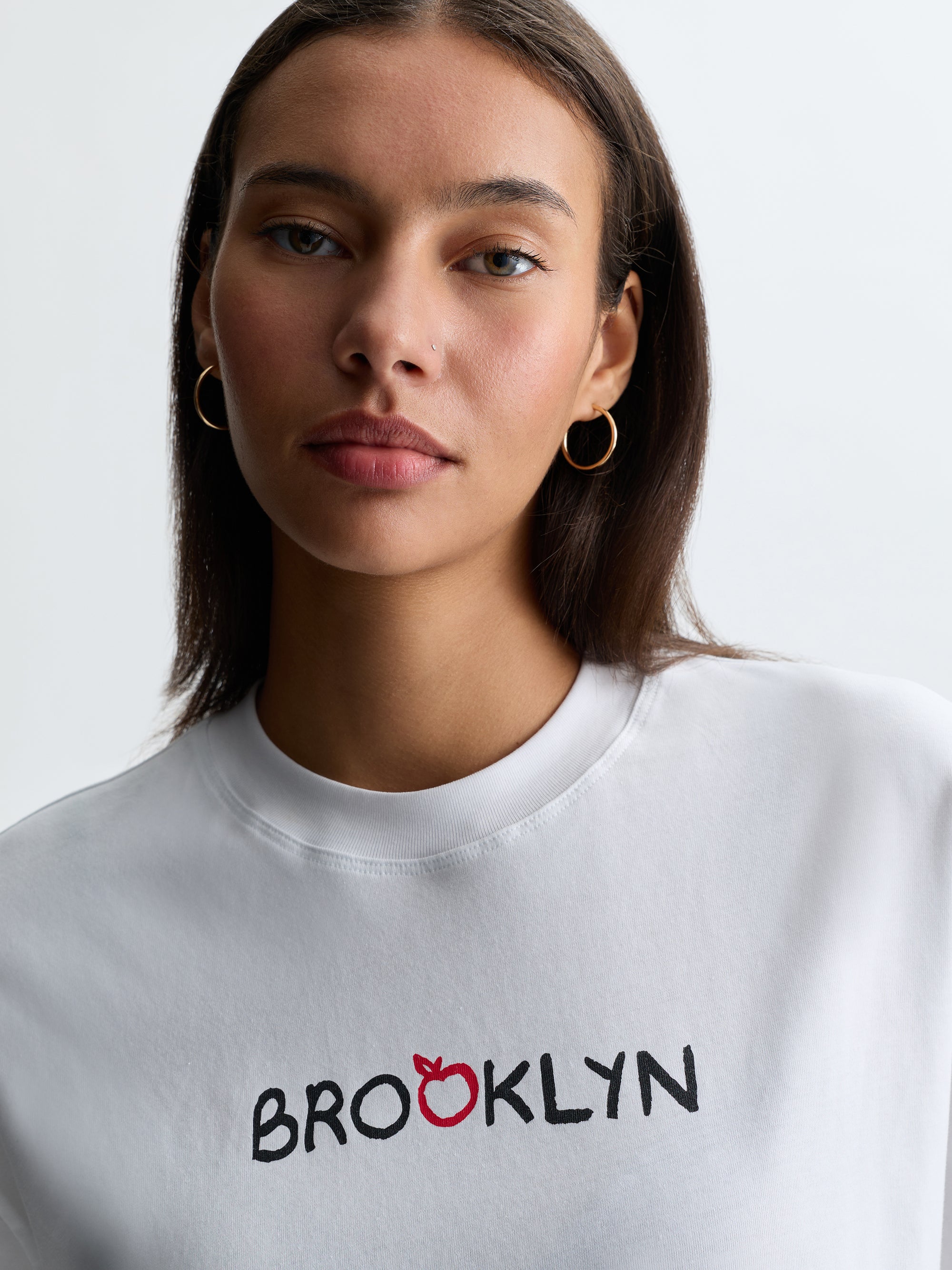 Women's Brooklyn Big Apple T-Shirt in White - BROOKLYN INDUSTRIES
