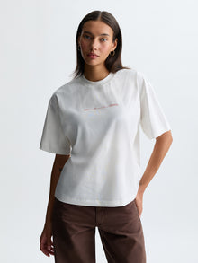 Women's Williamsburg Art T-Shirt in Antique White - BROOKLYN INDUSTRIES