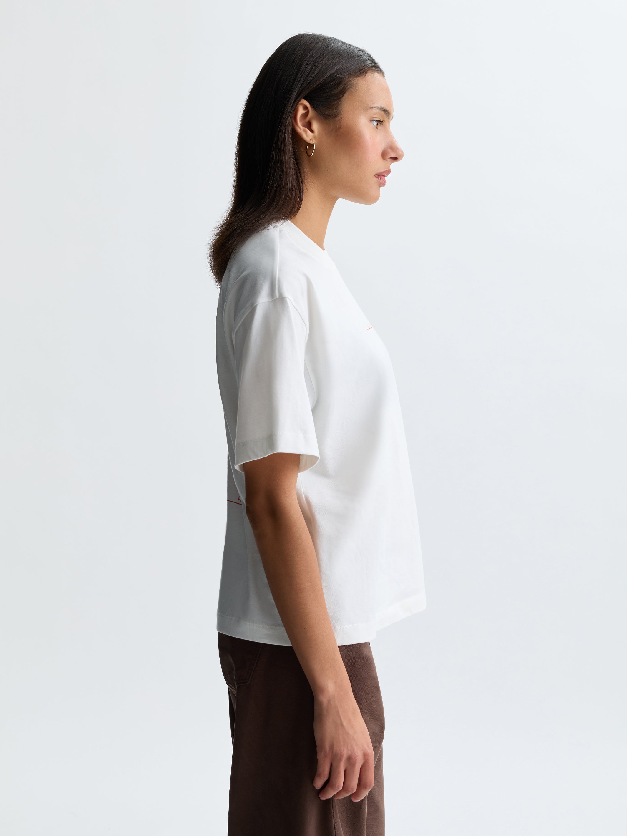 Women's Williamsburg Art T-Shirt in Antique White - BROOKLYN INDUSTRIES