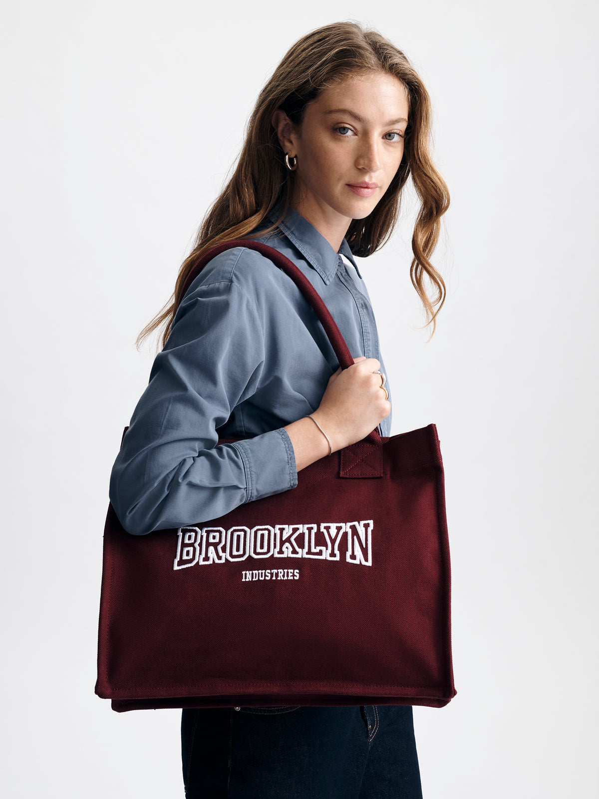 Brooklyn Canvas Tote Bag in Burgundy - BROOKLYN INDUSTRIES