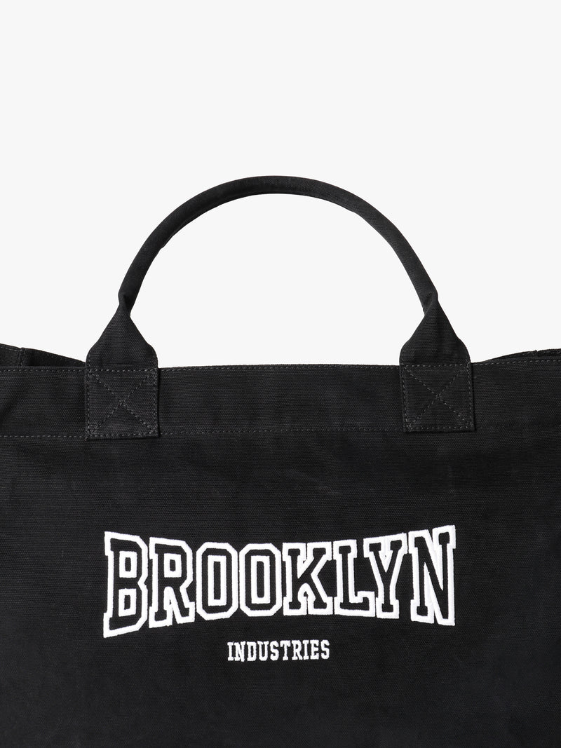 Brooklyn Shoulder Bag in Black - BROOKLYN INDUSTRIES