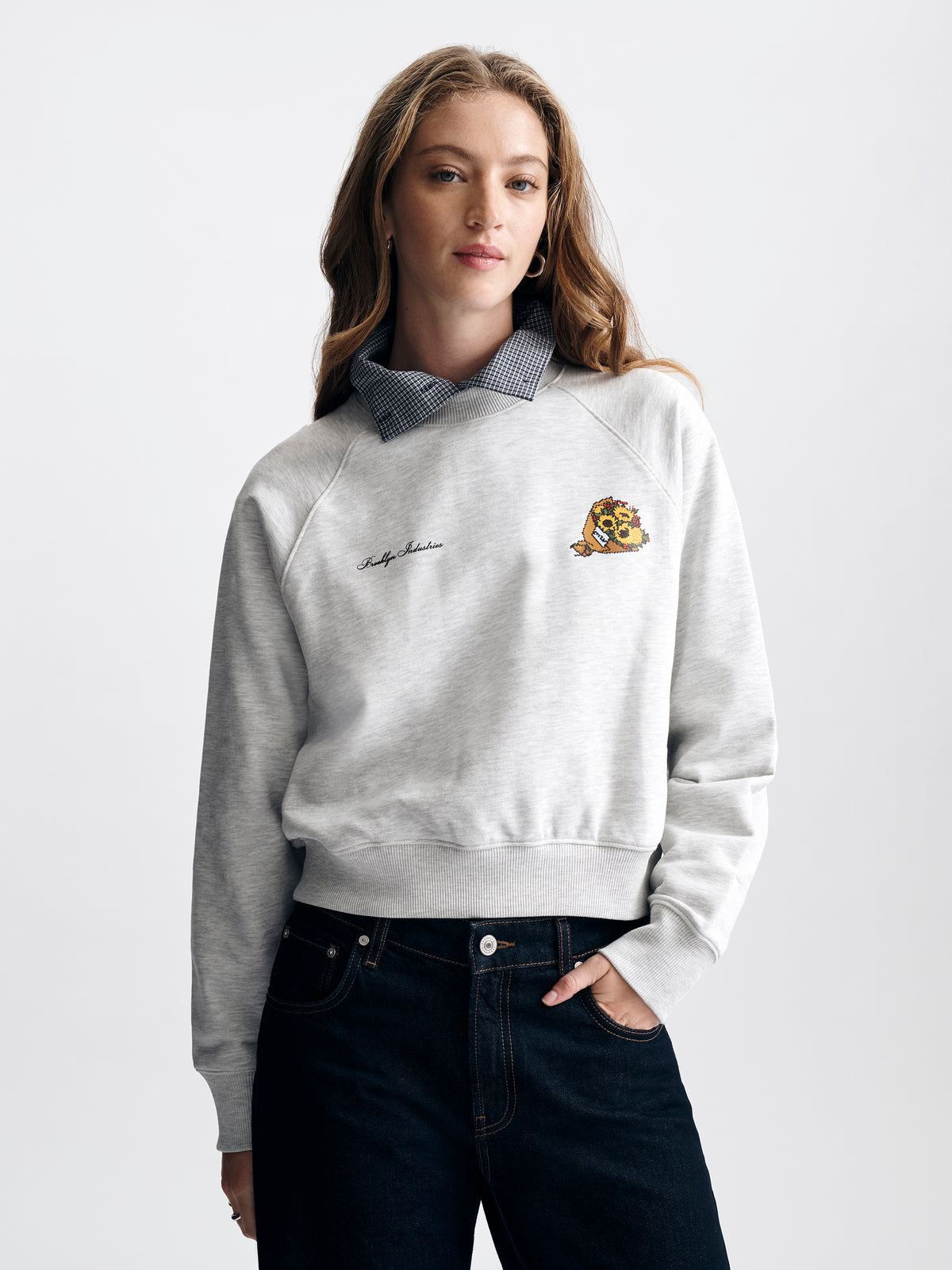 Women's Flower Bouquet Crew Neck Sweatshirt in Light Grey Melange - BROOKLYN INDUSTRIES