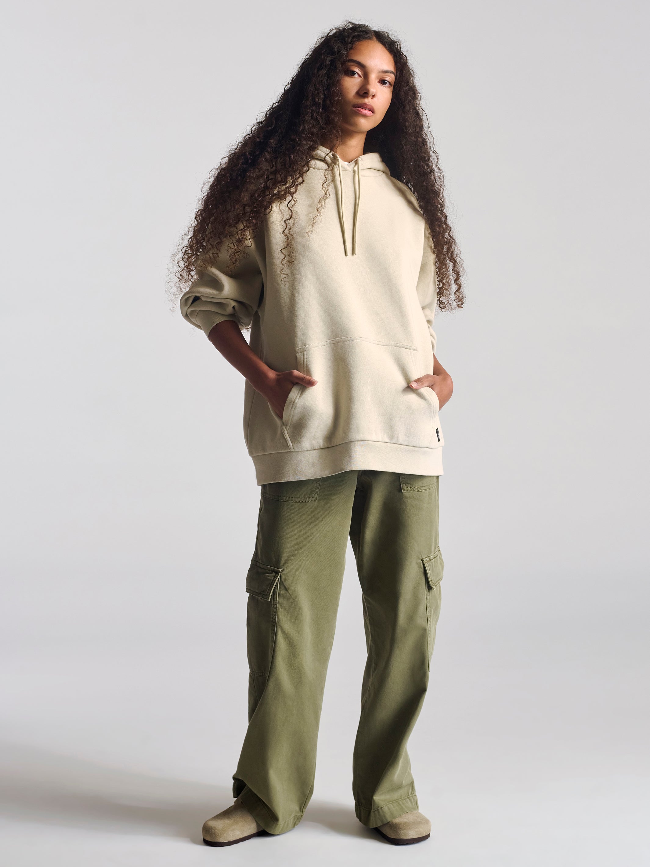 Women's Montrose Hooded Sweatshirt In Pavement - BROOKLYN INDUSTRIES