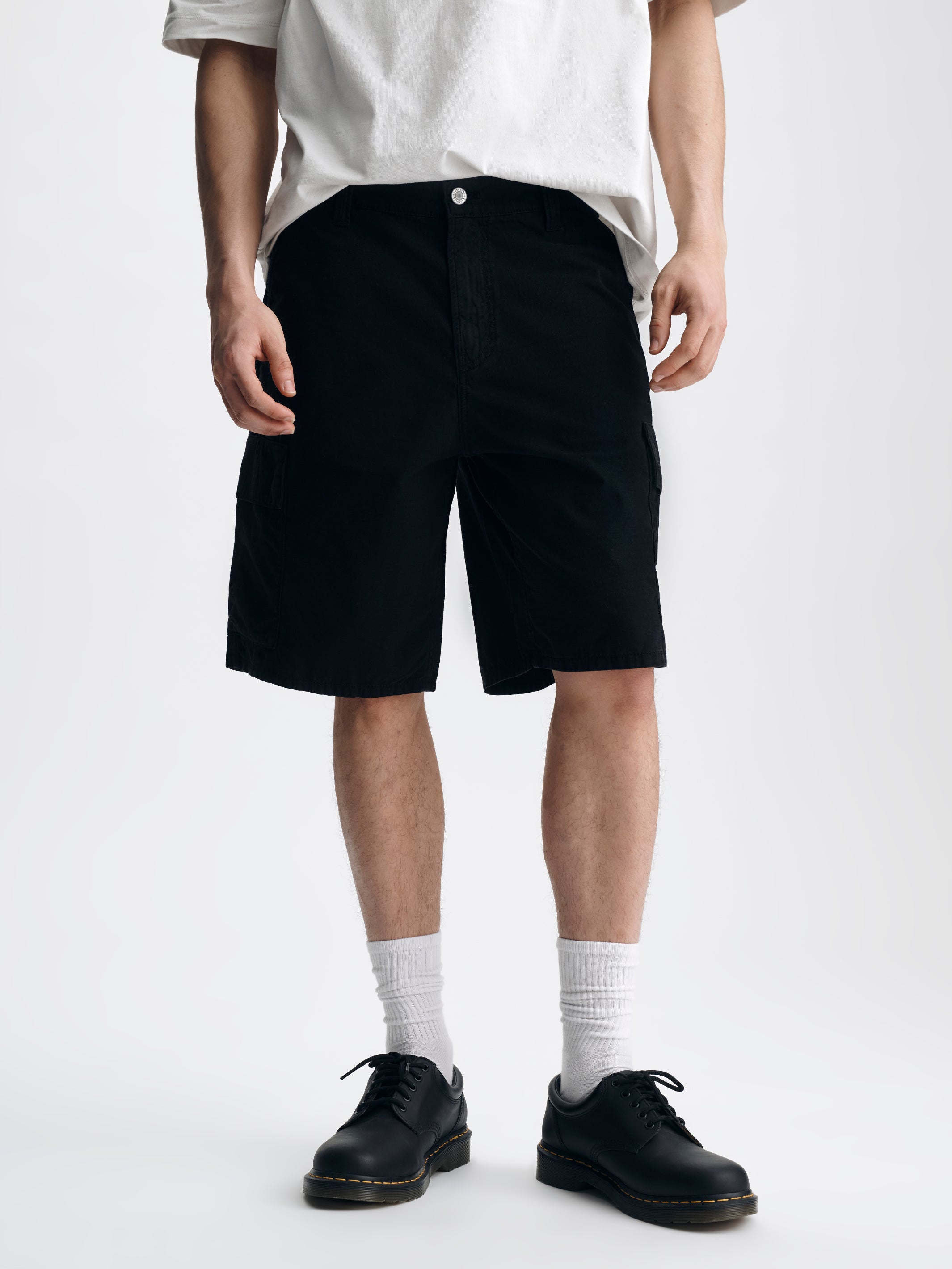 Men's Graham Cargo Shorts in Black Colored Ripstop - BROOKLYN INDUSTRIES