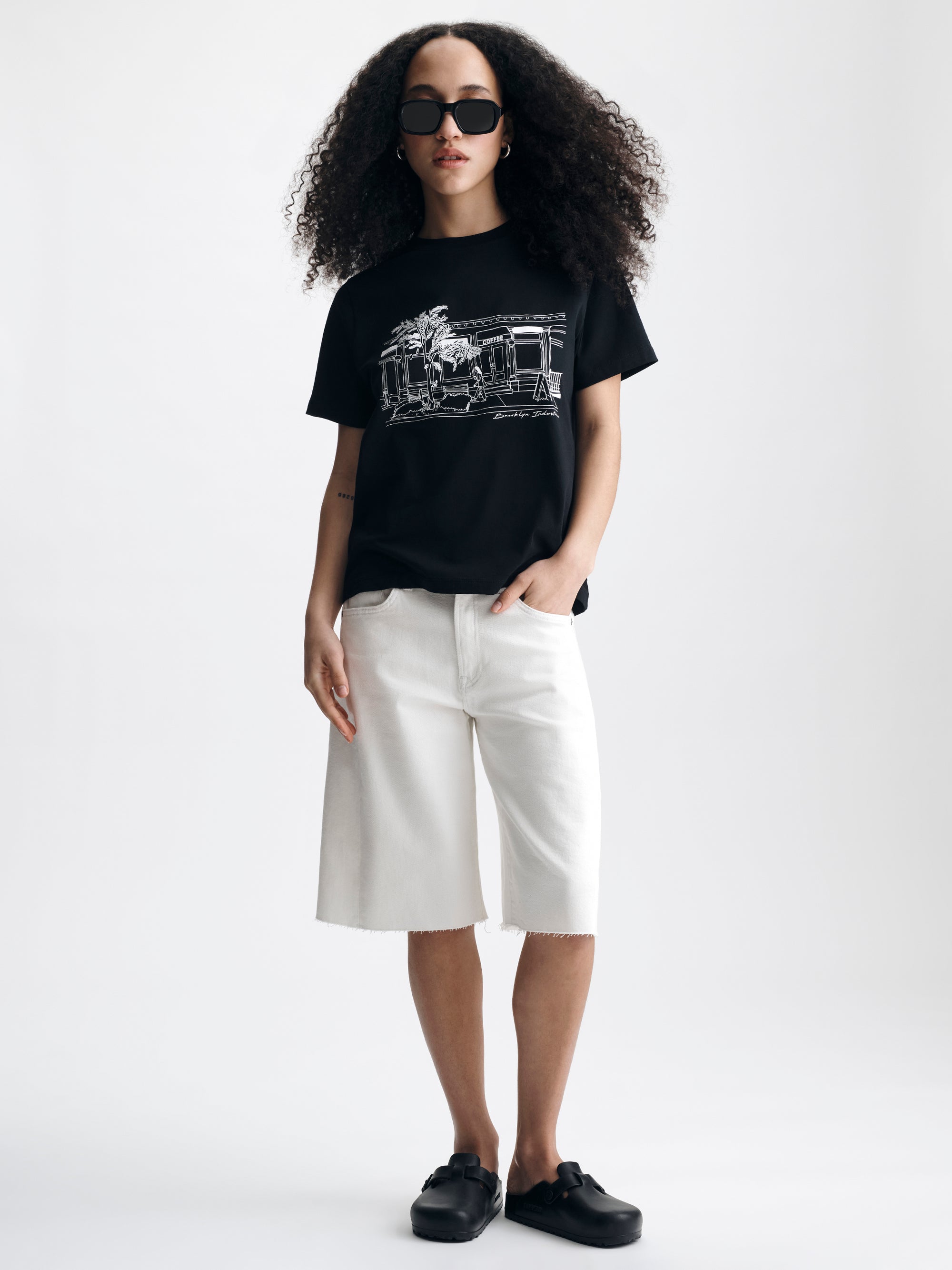Women's Coffee Run T-Shirt in Black - BROOKLYN INDUSTRIES