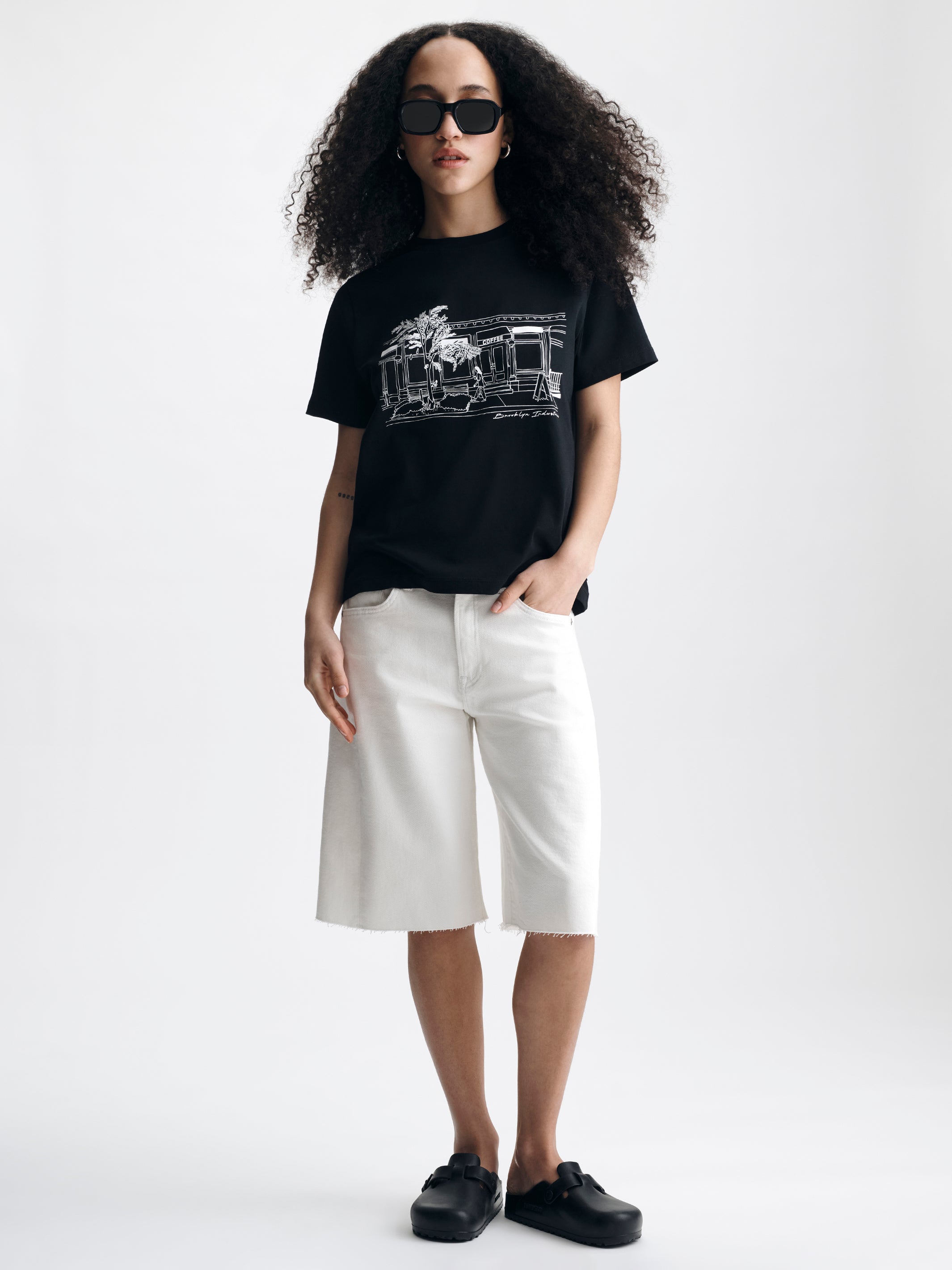 Women's Coffee Run T-Shirt in Black - BROOKLYN INDUSTRIES