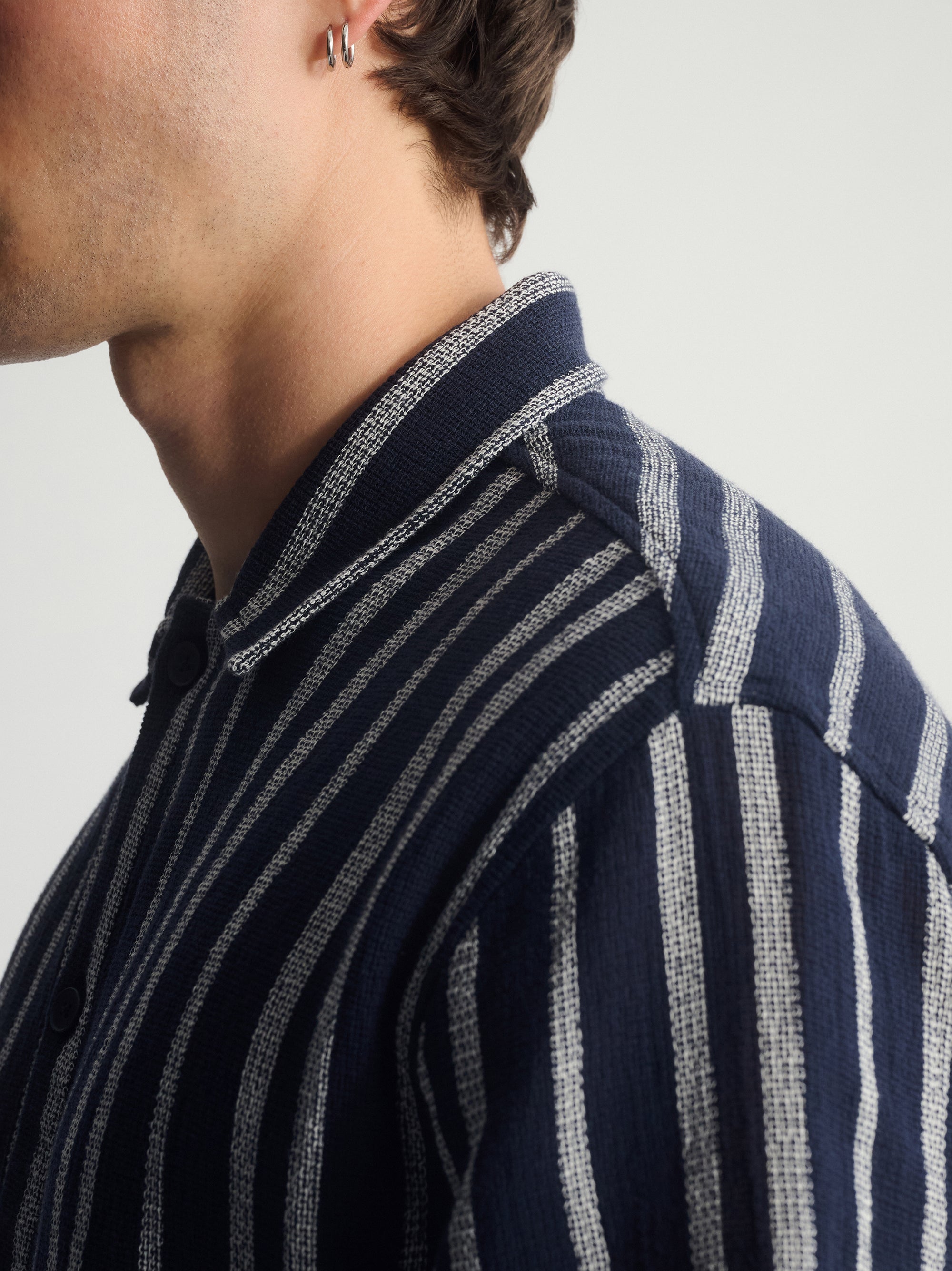 Men's Brooklyn Striped Short Sleeve Shirt In Total Eclipse - BROOKLYN INDUSTRIES