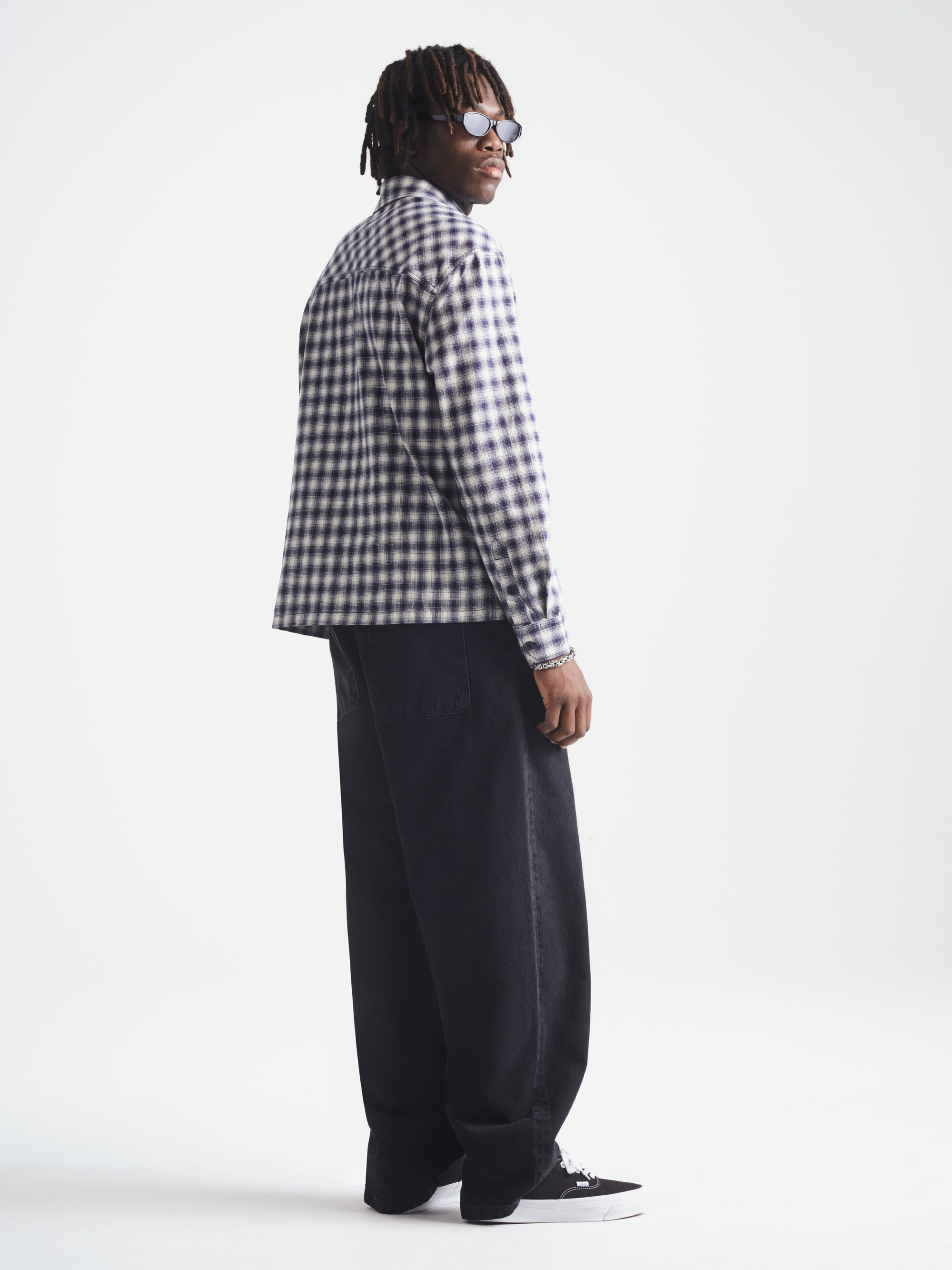 Men's Brooklyn Long Sleeve Plaid Shirt in Black Iris Check - BROOKLYN INDUSTRIES