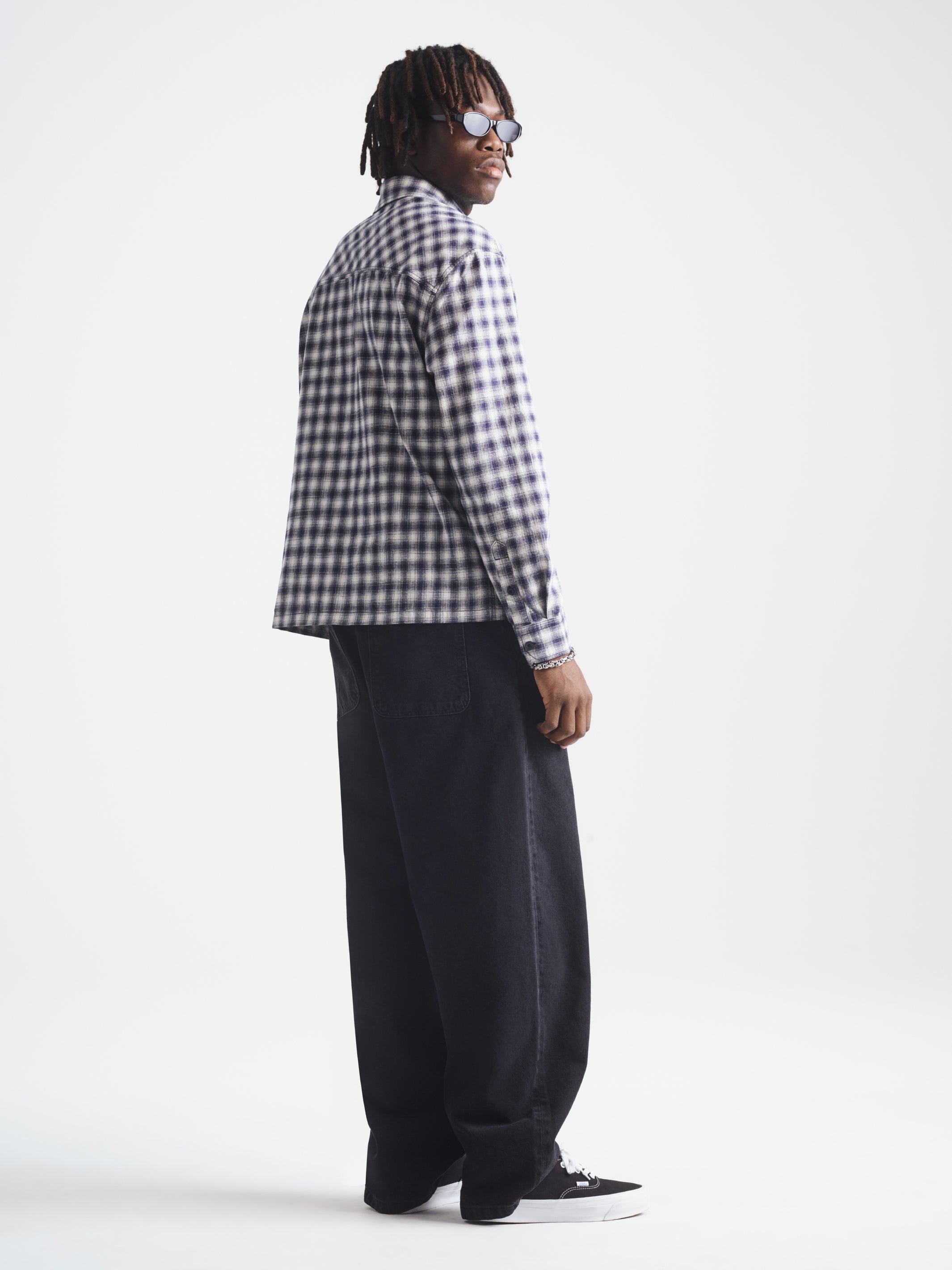 Men's Brooklyn Long Sleeve Plaid Shirt in Black Iris Check - BROOKLYN INDUSTRIES