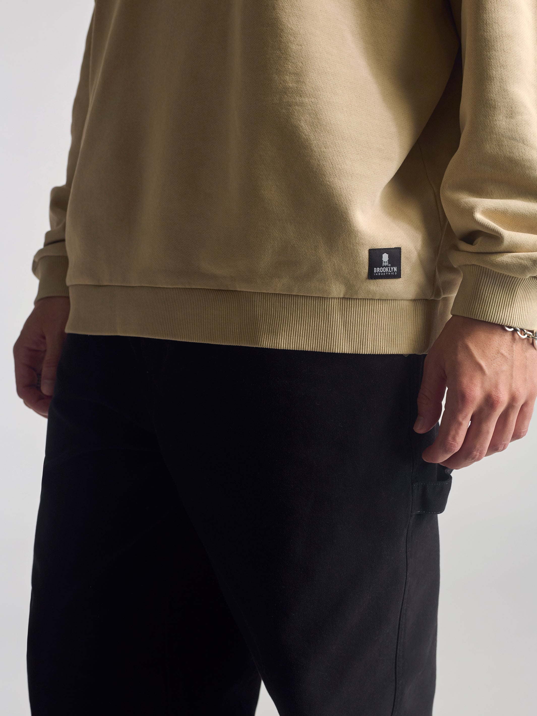 Men's Crew Neck Sweatshirt In Pure Cashmere - BROOKLYN INDUSTRIES