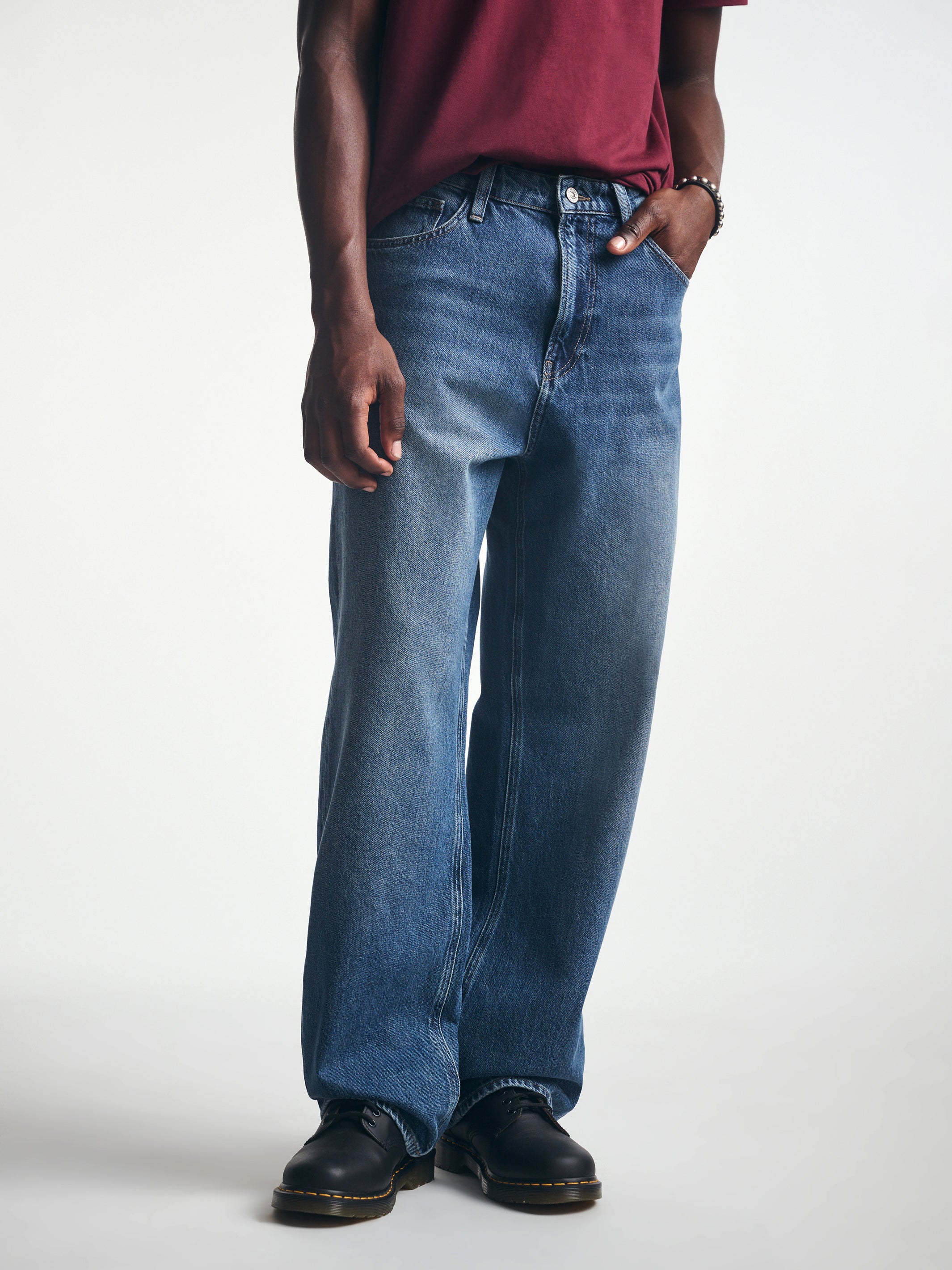 Men's Loose Jeans in Indigo Tinted Street Denim - BROOKLYN INDUSTRIES