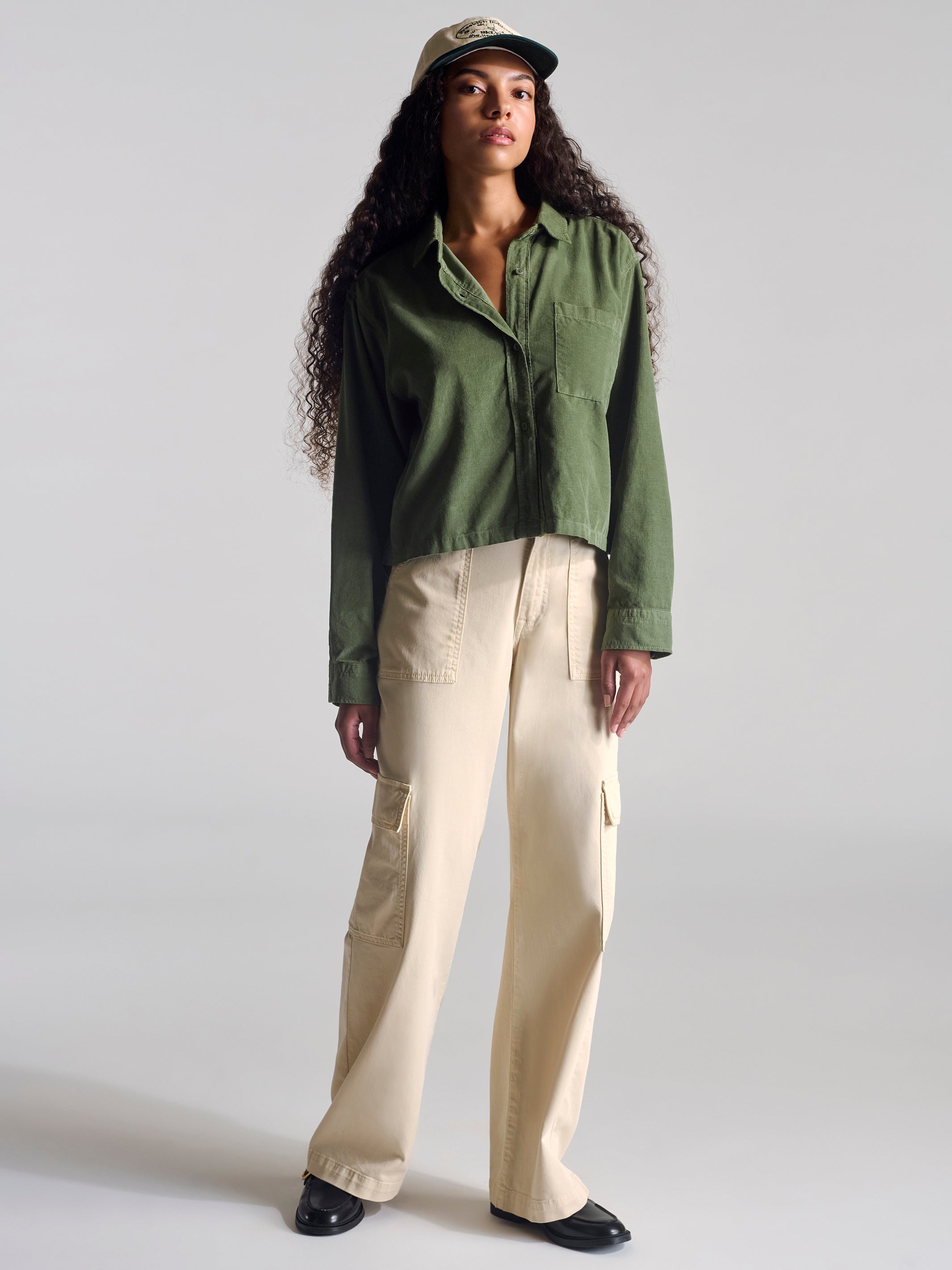 Women's Graham Corduroy Cropped Shirt in Moss - BROOKLYN INDUSTRIES