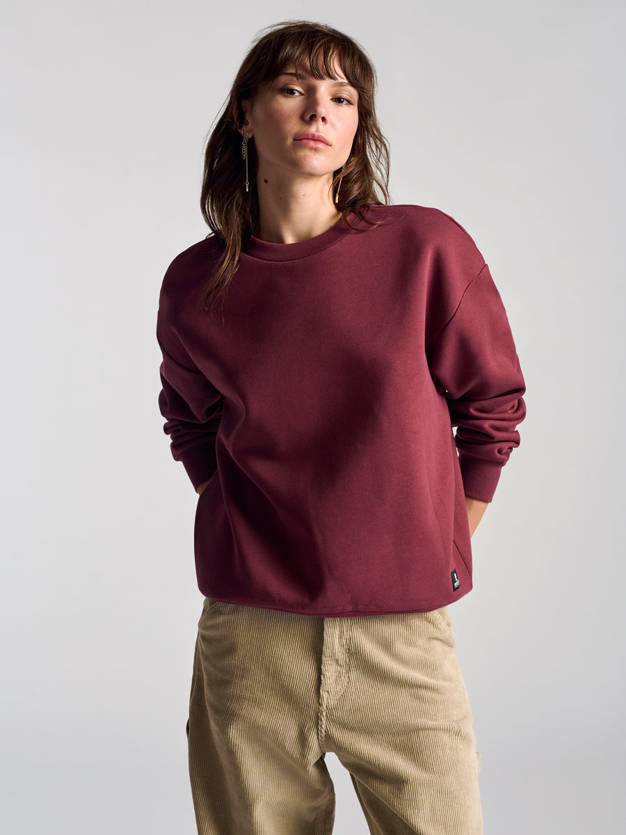 Women's Hoyt Crew Neck Sweatshirt In Brick - BROOKLYN INDUSTRIES