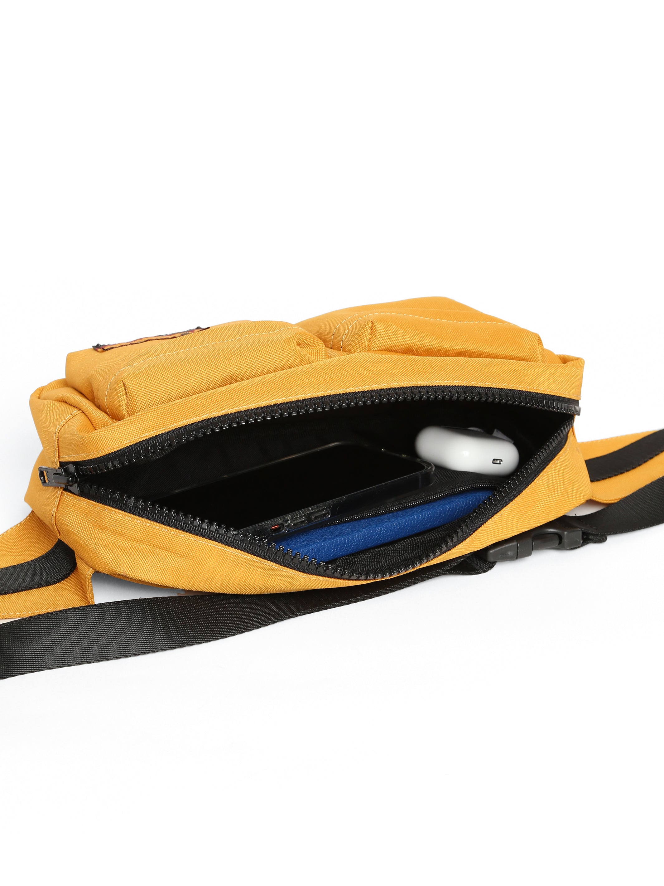 Brooklyn Industries Fanny Pack in Dark Yellow Brooklyn Industries Fanny Pack in Dark Yellow