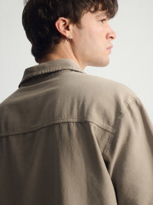 Men's Linen-Blend Short Sleeve Shirt In Winter Twig - BROOKLYN INDUSTRIES