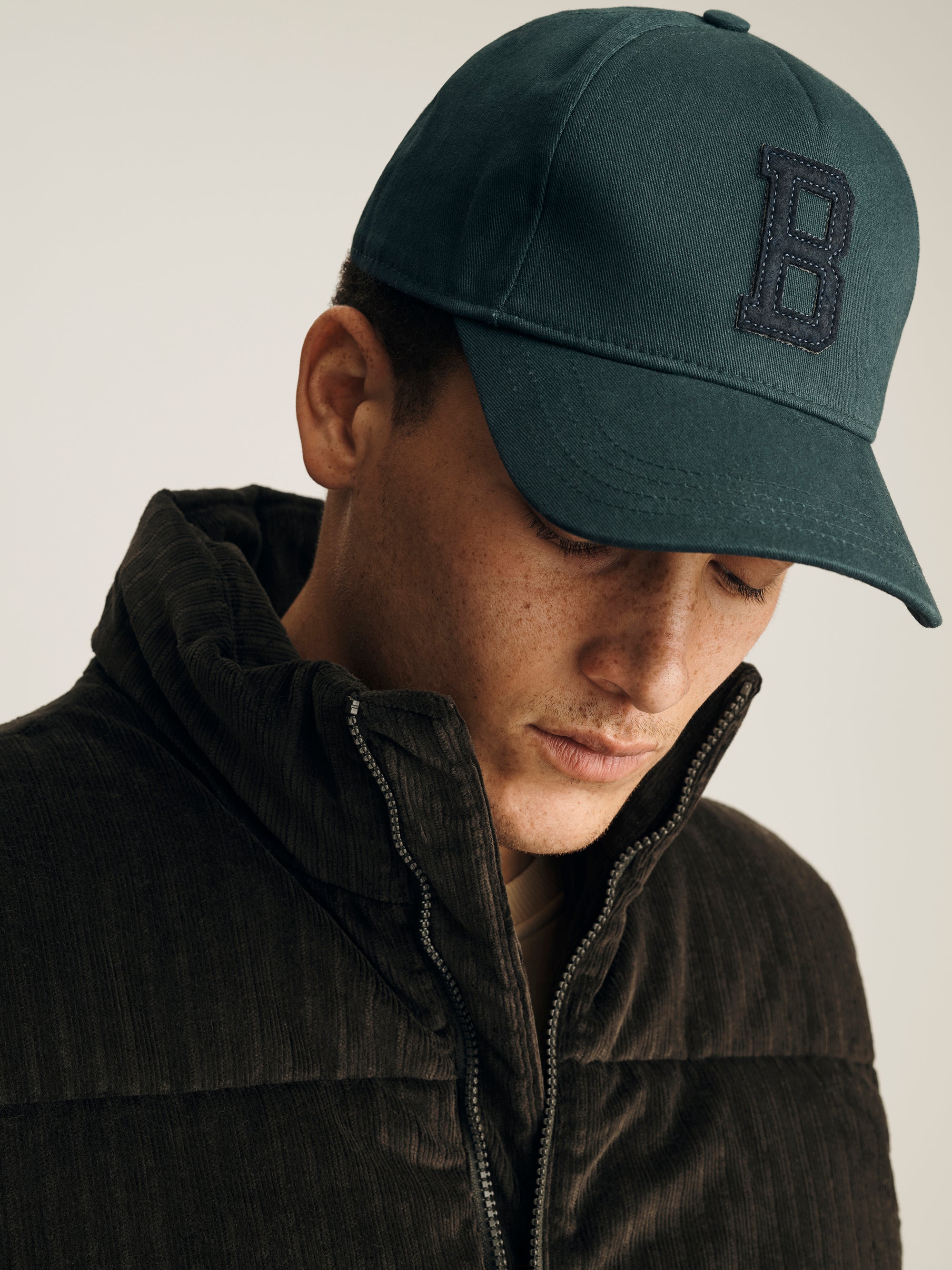 Men's Corduroy Vest in Black Ink - BROOKLYN INDUSTRIES
