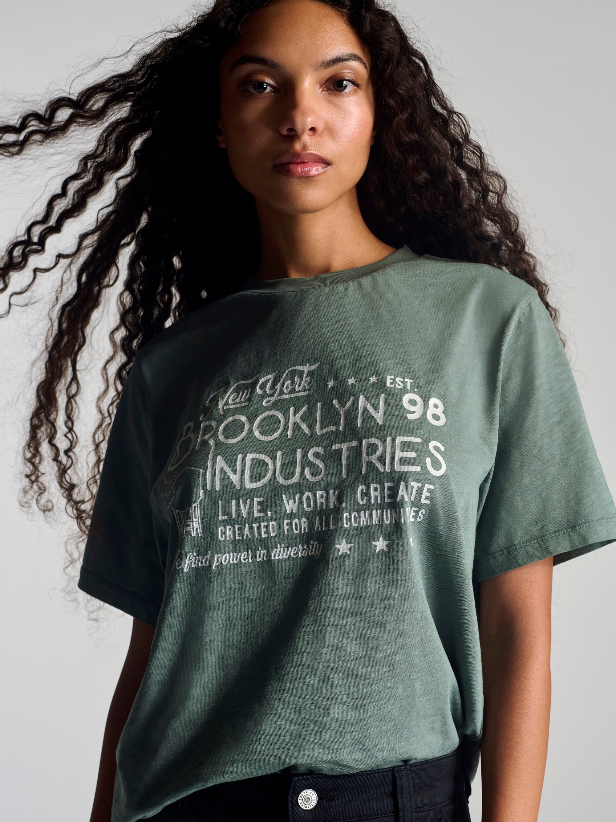 Women's Brooklyn 1998 T-Shirt In Sage - BROOKLYN INDUSTRIES