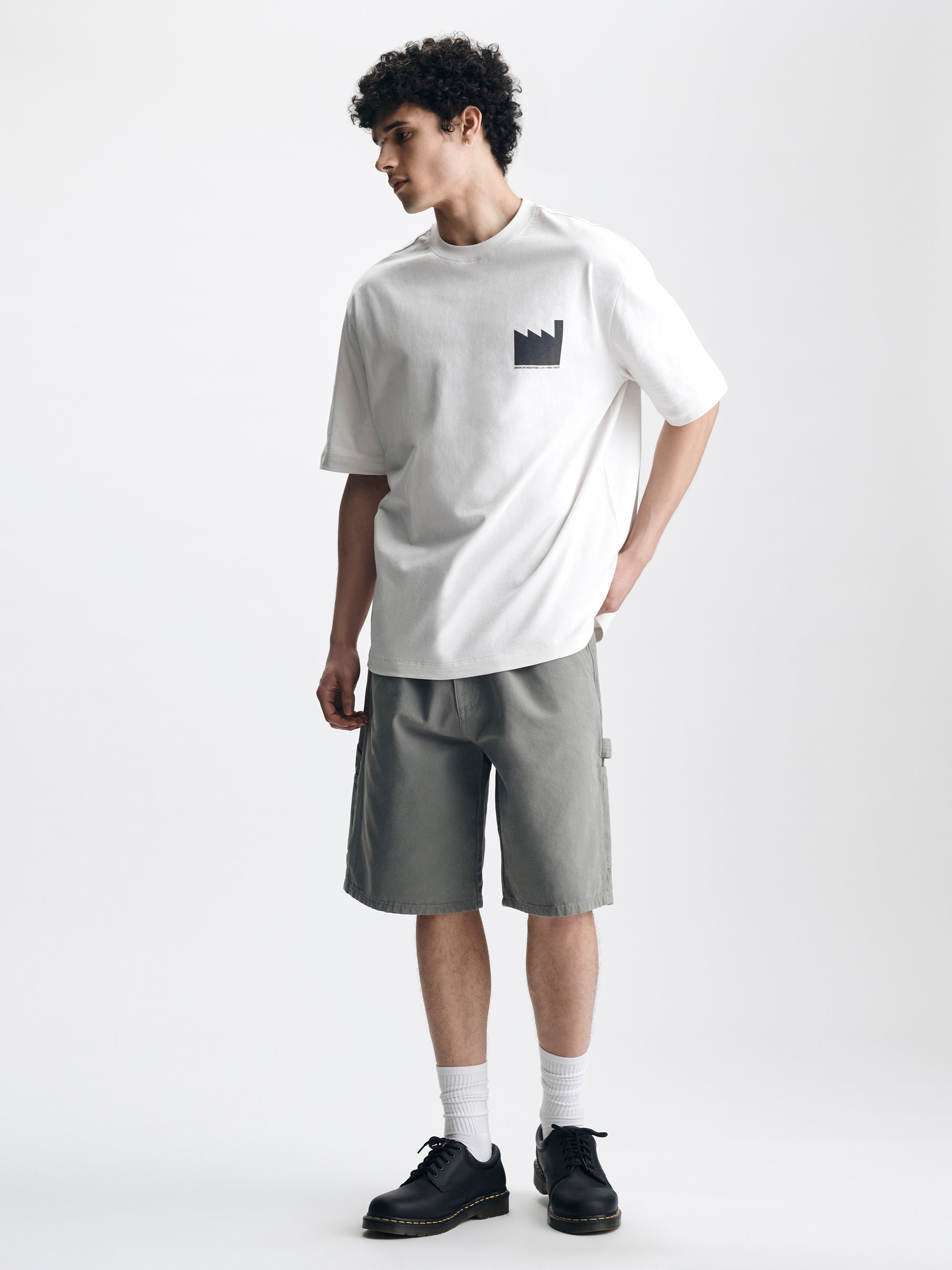 Men's Brooklyn Factory T-Shirt in White Onyx - BROOKLYN INDUSTRIES