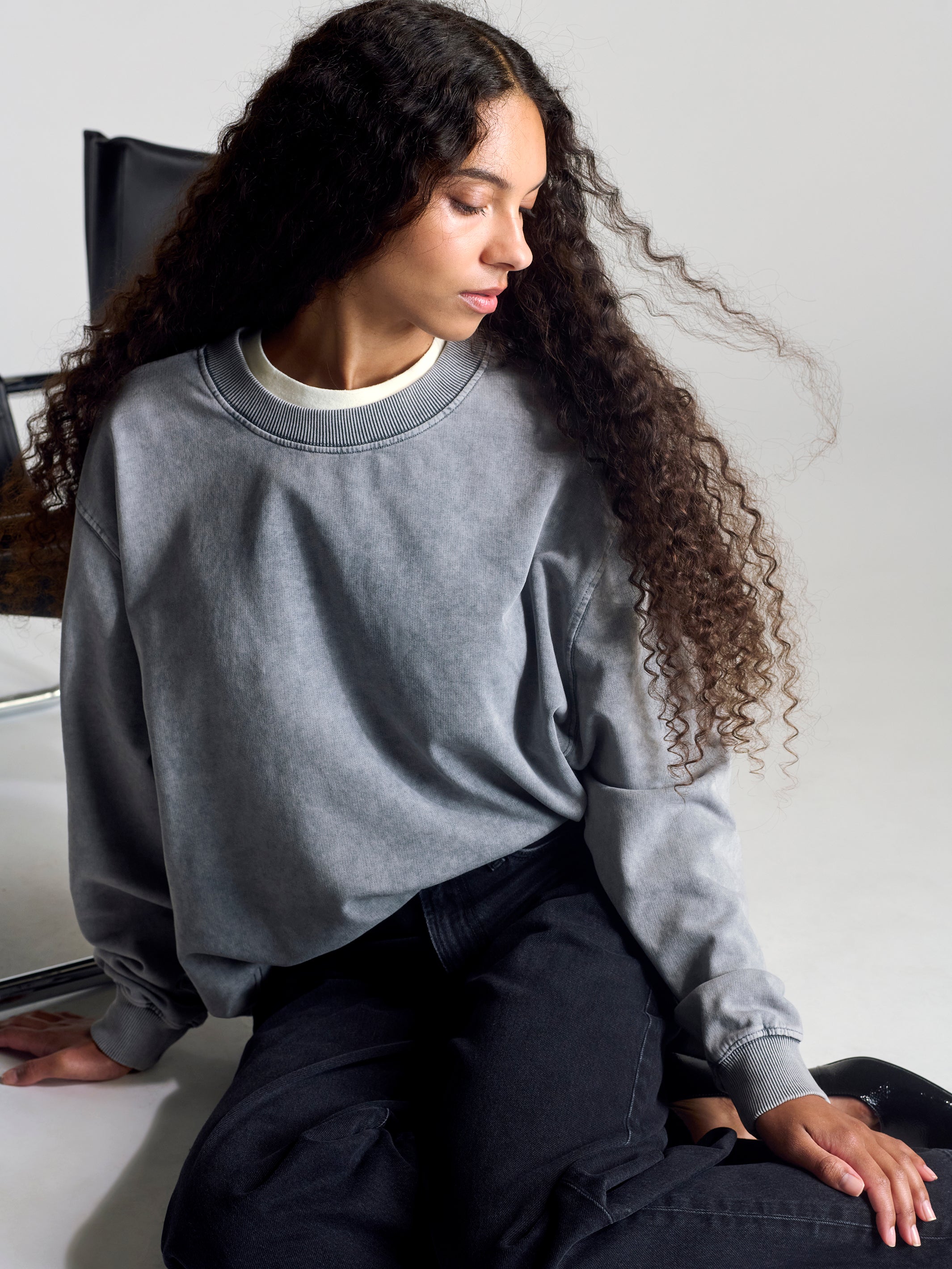 Women's Crew Neck Sweatshirt In Monument - BROOKLYN INDUSTRIES