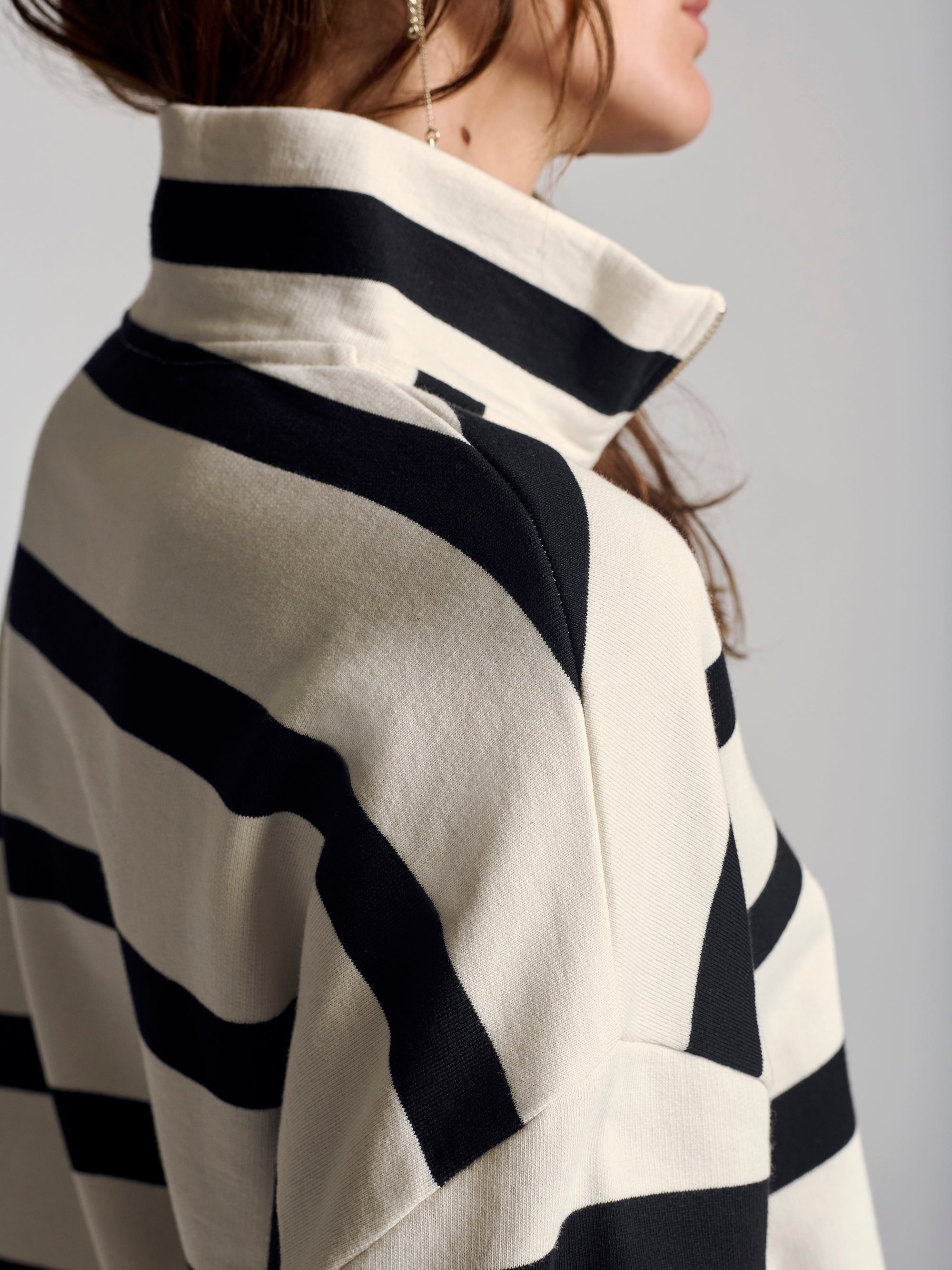 Women's Half Zip Stripe Sweatshirt In Black Stripe - BROOKLYN INDUSTRIES