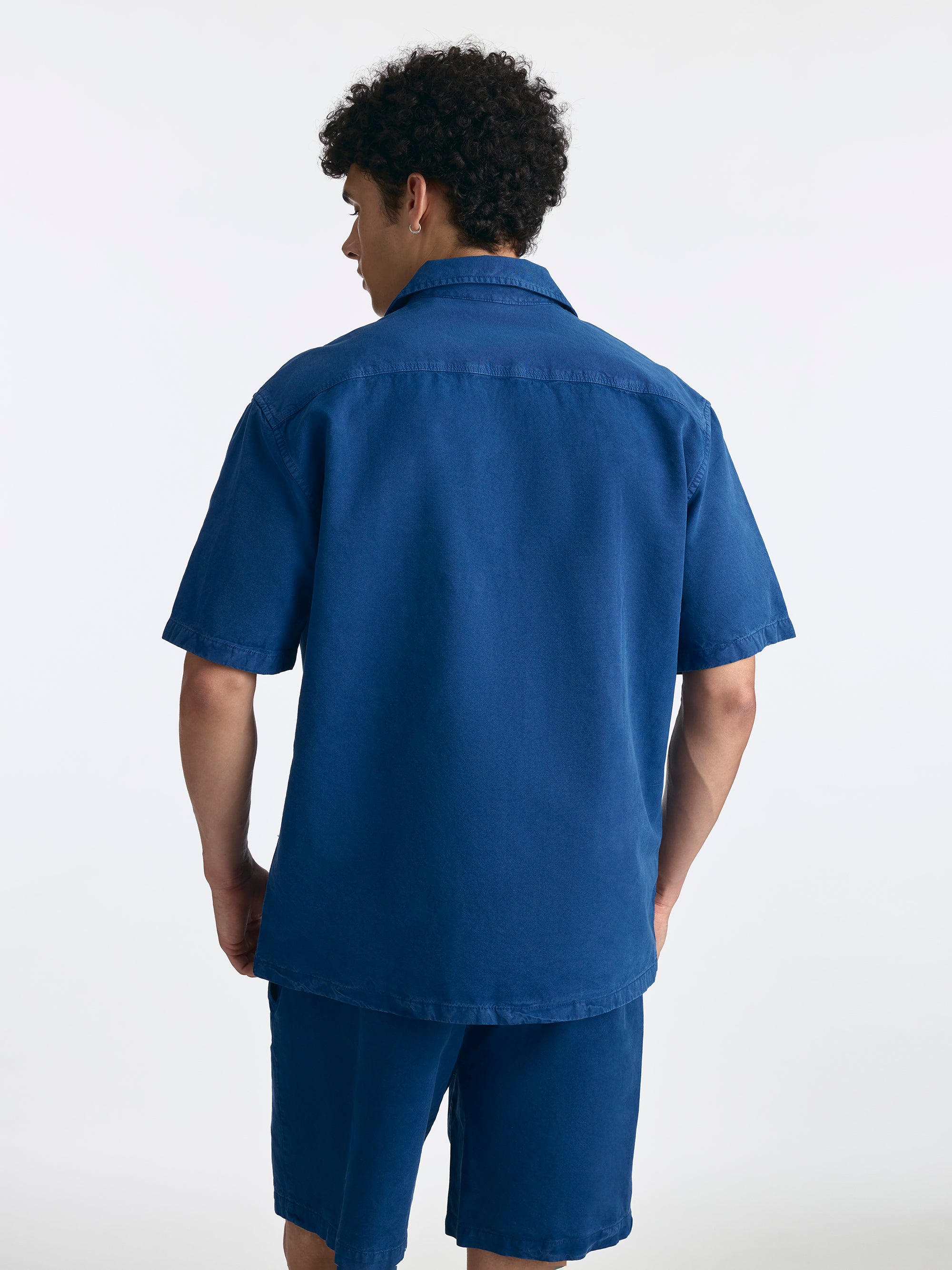 Men's Short Sleeve Shirt in Navy Peony - BROOKLYN INDUSTRIES