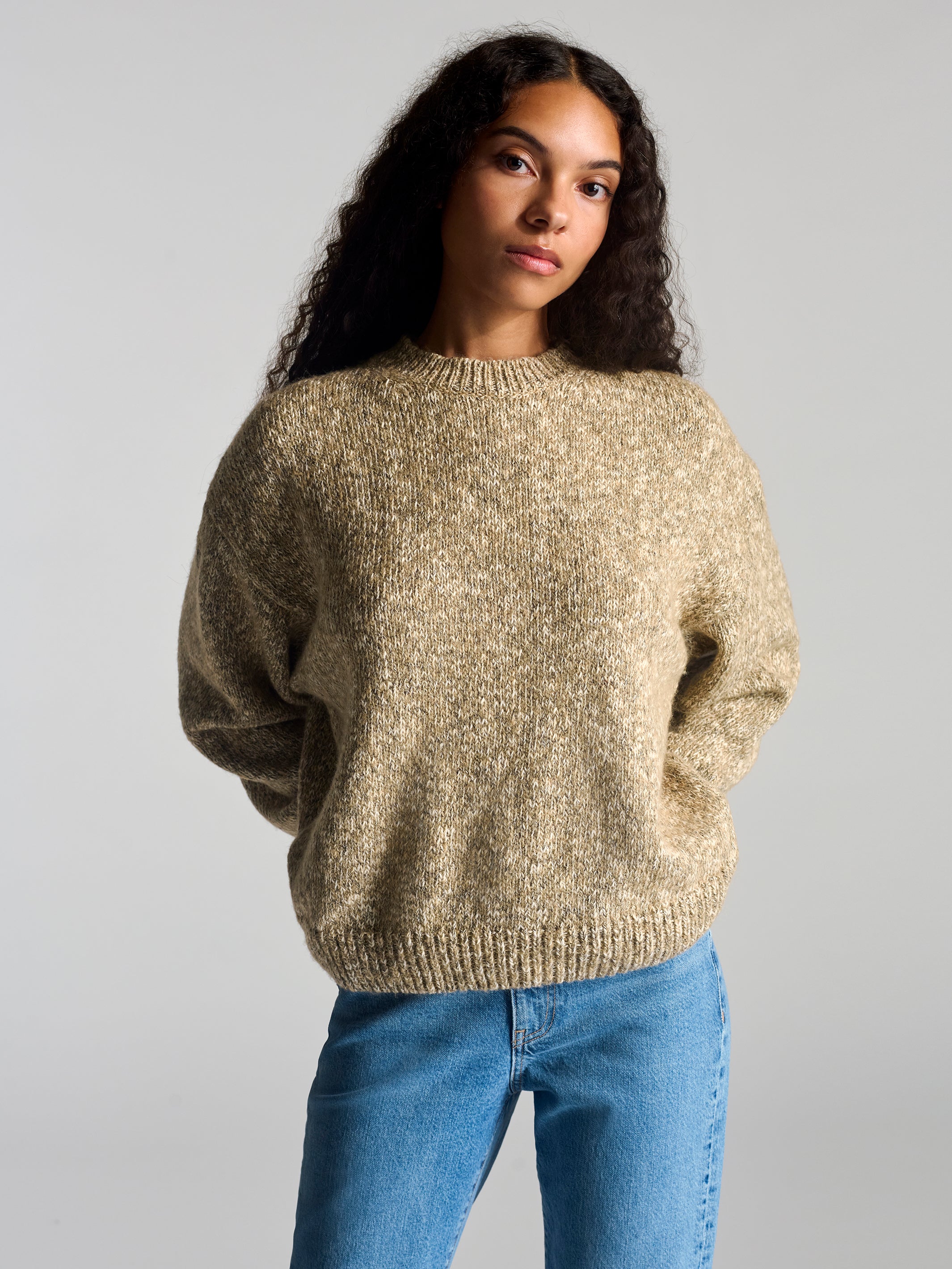 Women's Crew Neck Sweater In Oatmeal Melange - BROOKLYN INDUSTRIES