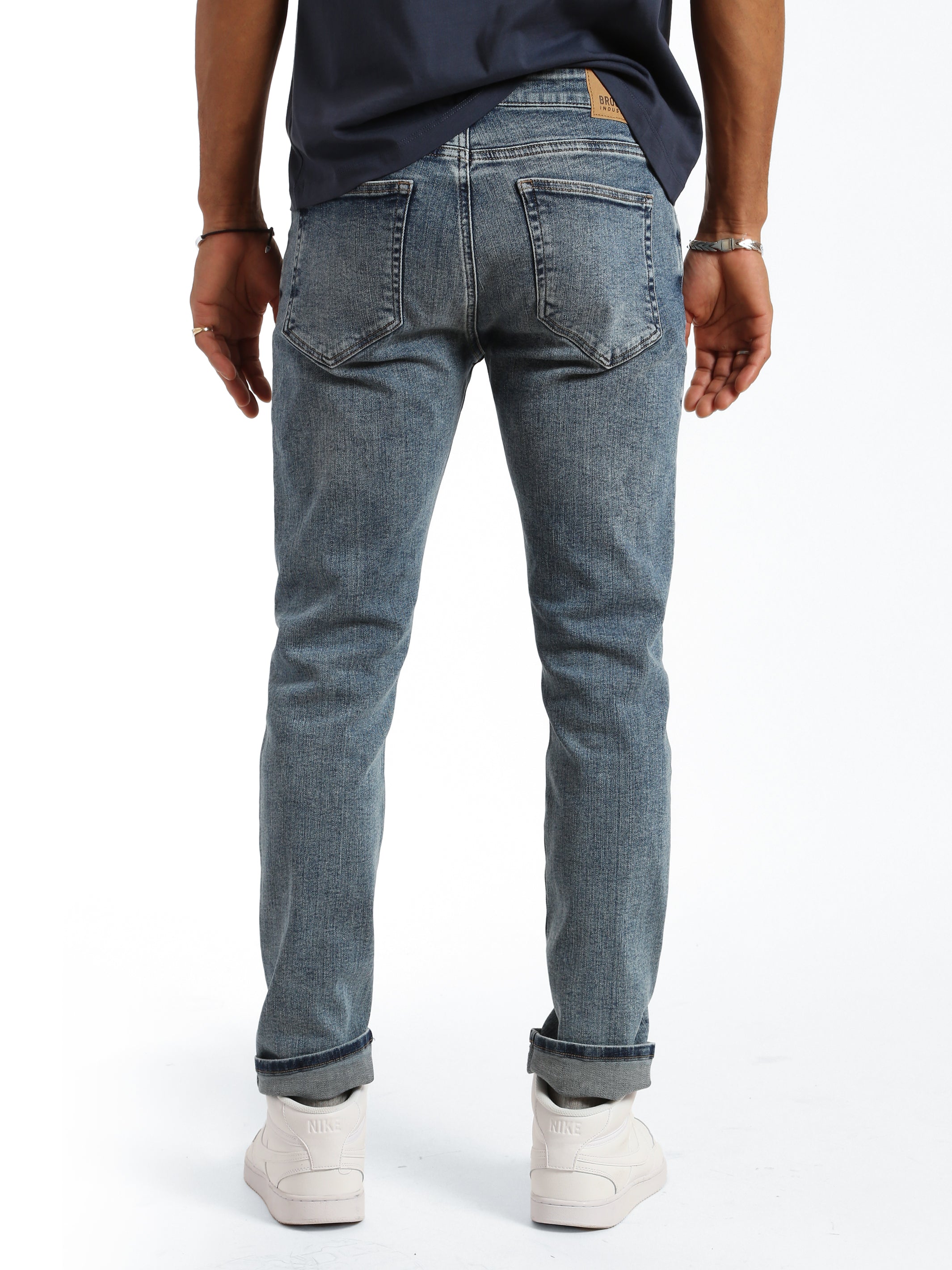 Brooklyn Industries Men's Bedford Slim Leg Jeans in Mid Brushed Denim