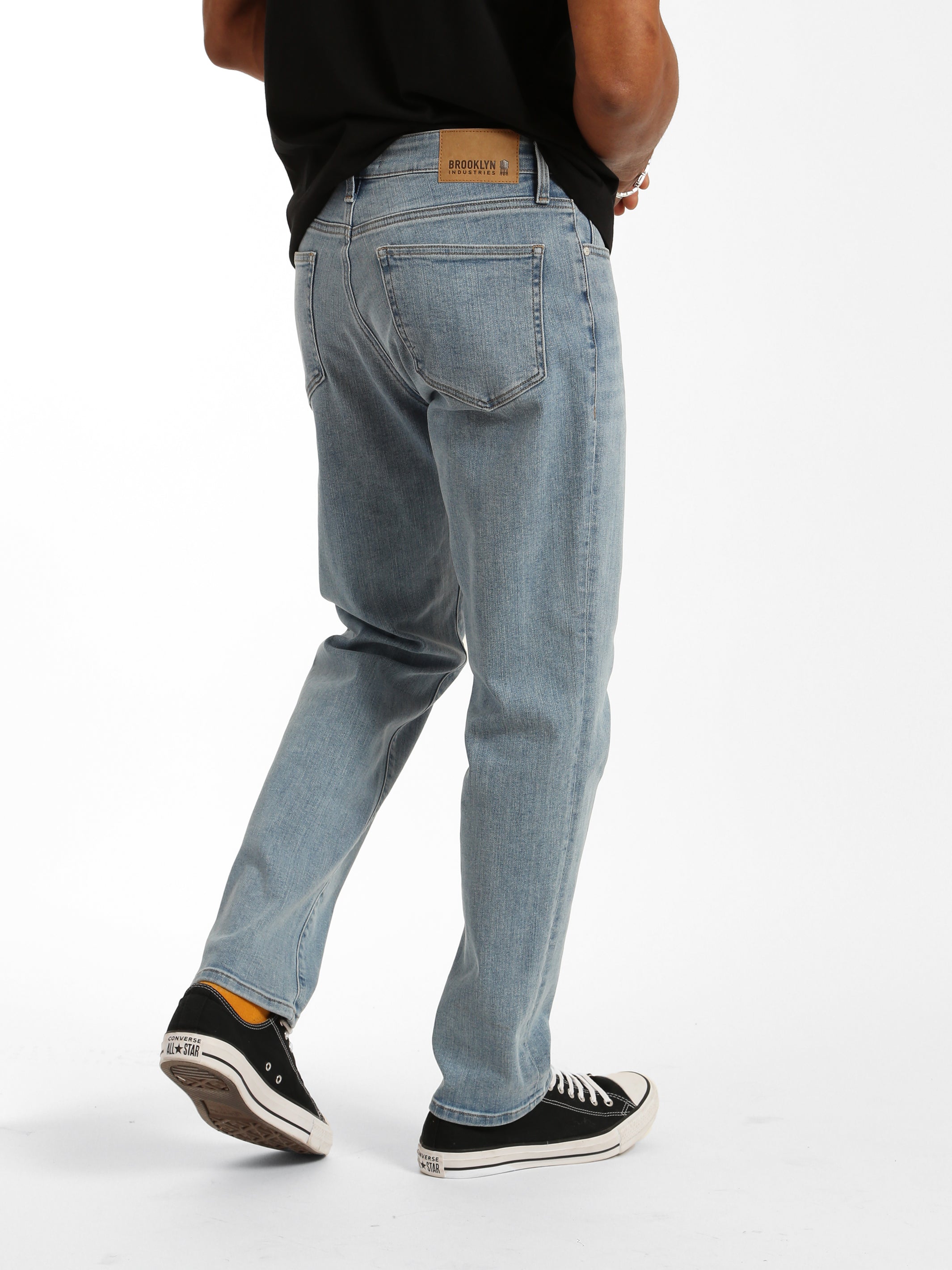 Franklin Athletic Fit Jeans in Light Brushed Denim