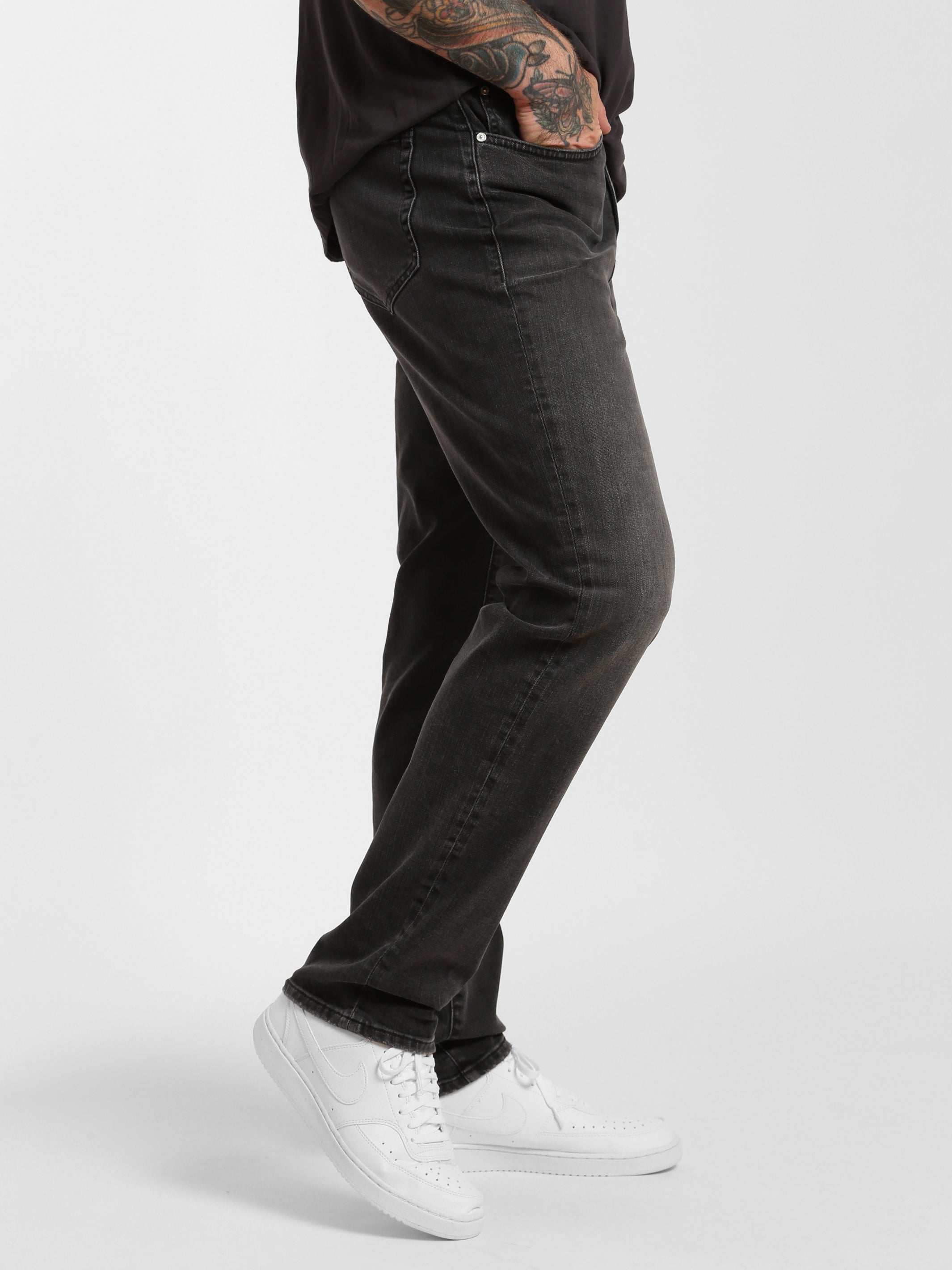 Franklin Athletic Fit Jeans in Mid Smoke Denim - BROOKLYN INDUSTRIES