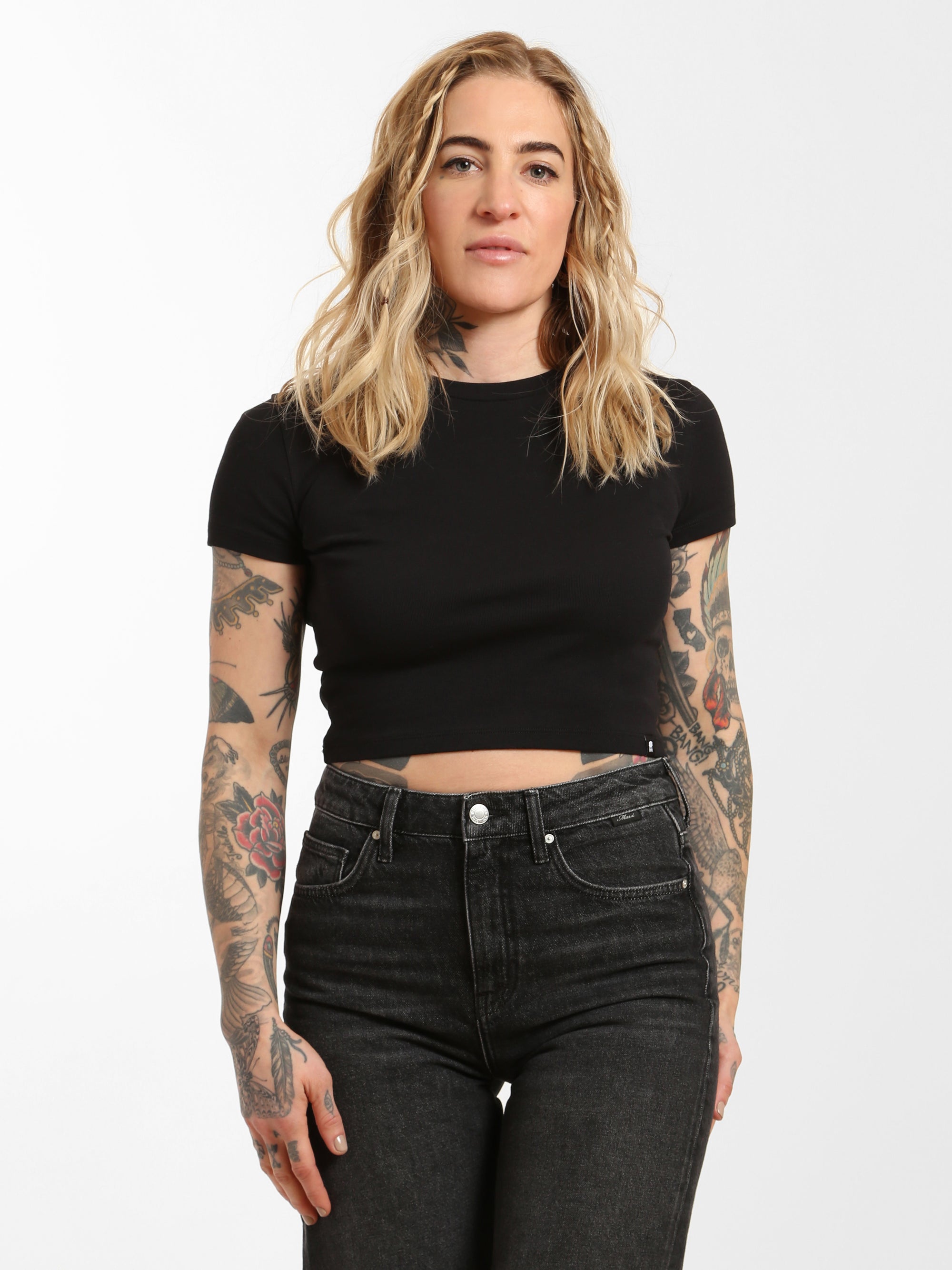 Women's Basic Crew Neck Cropped T-Shirt - BROOKLYN INDUSTRIES